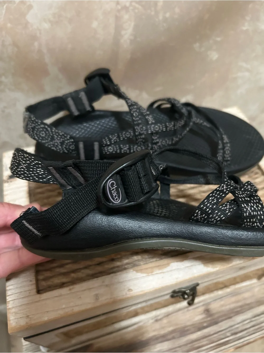 Chaco youth kids size 5